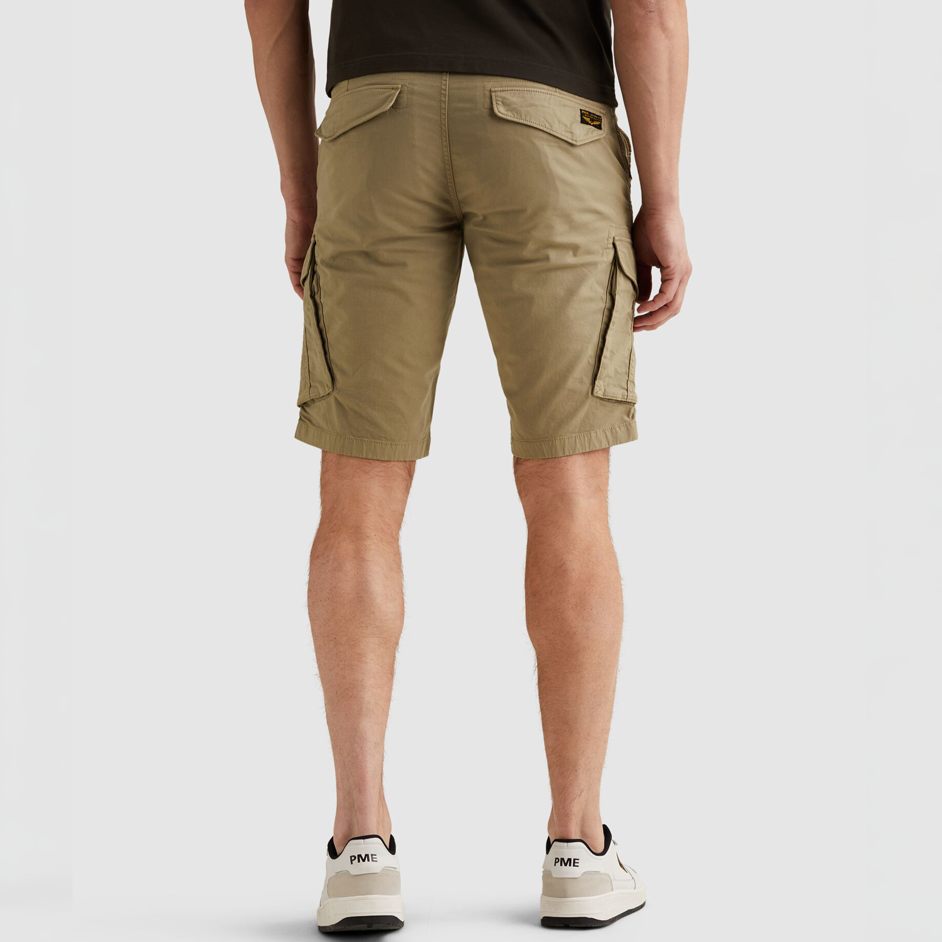 kurz, cargo shorts, khaki, Taschen, Bein